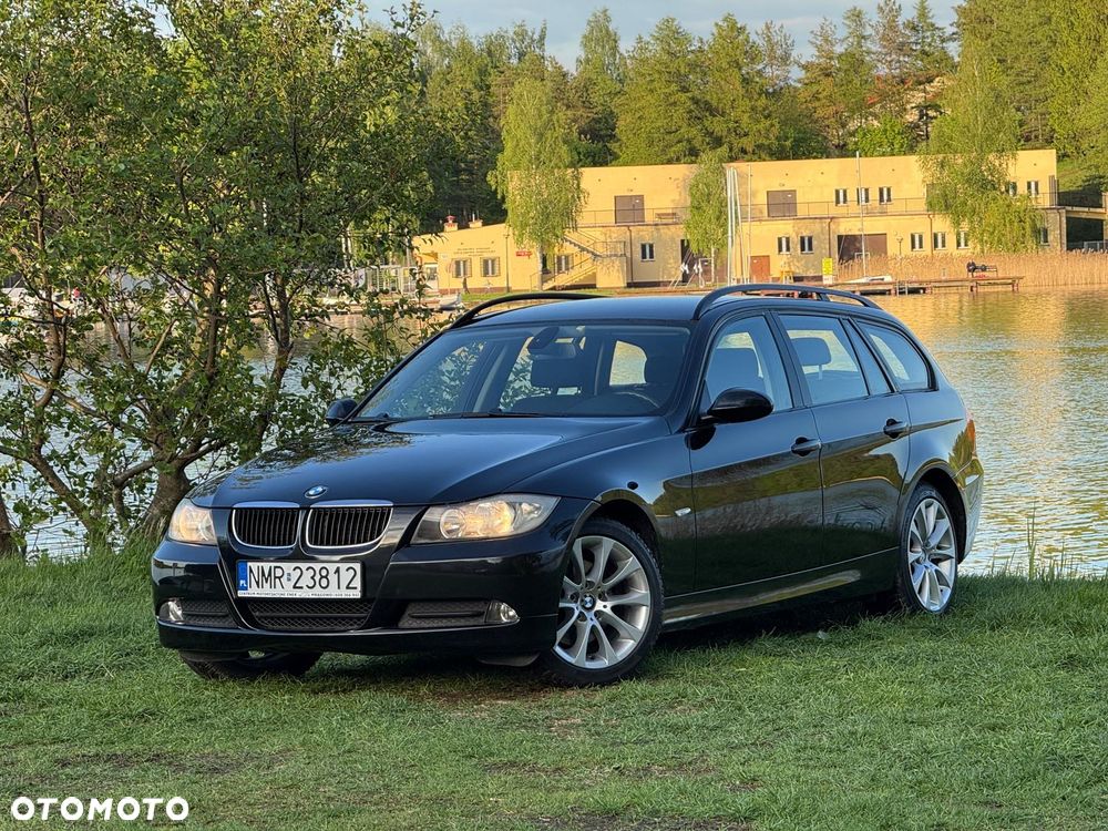 BMW Seria 3 318d DPF - 1