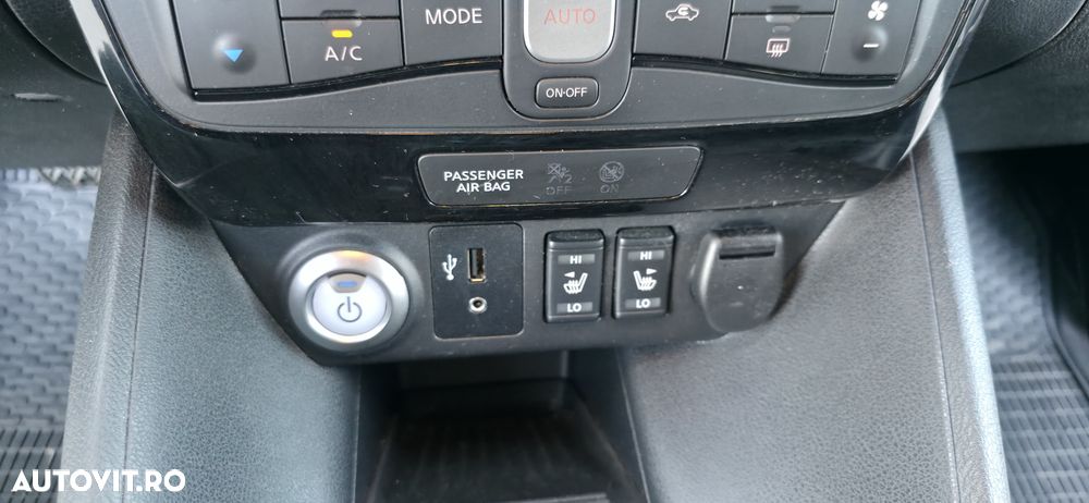 Nissan LEAF Tekna - 16