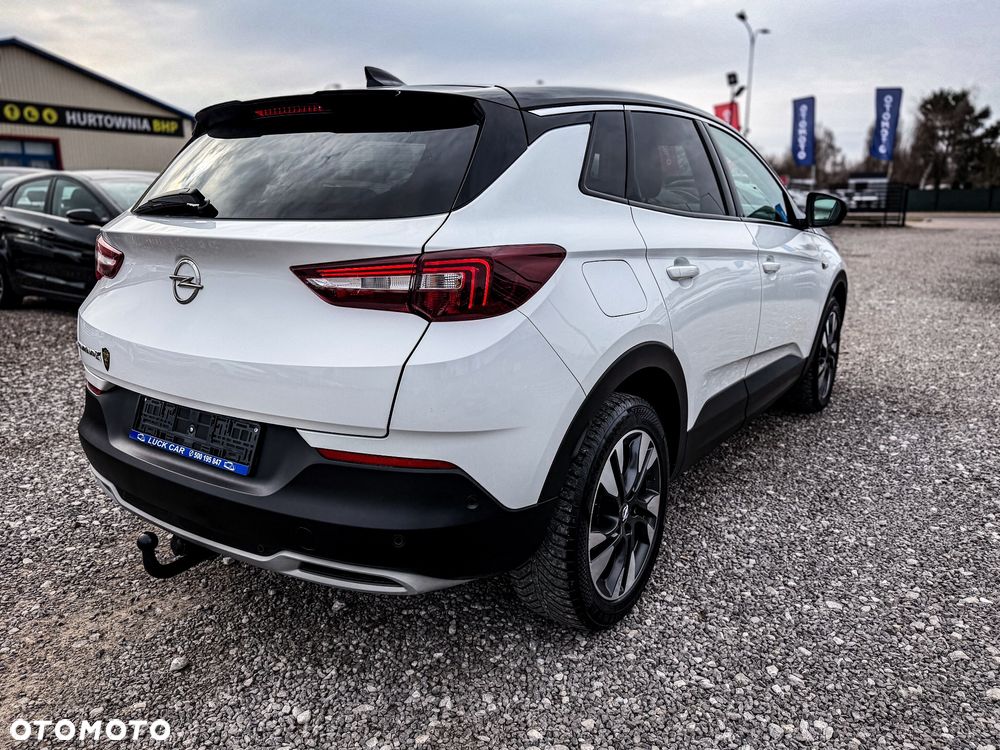 Opel Grandland X 1.2 Start/Stop Business Elegance - 10