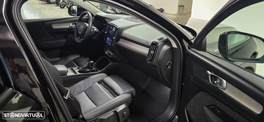 Volvo XC 40 2.0 B3 Essential - 8