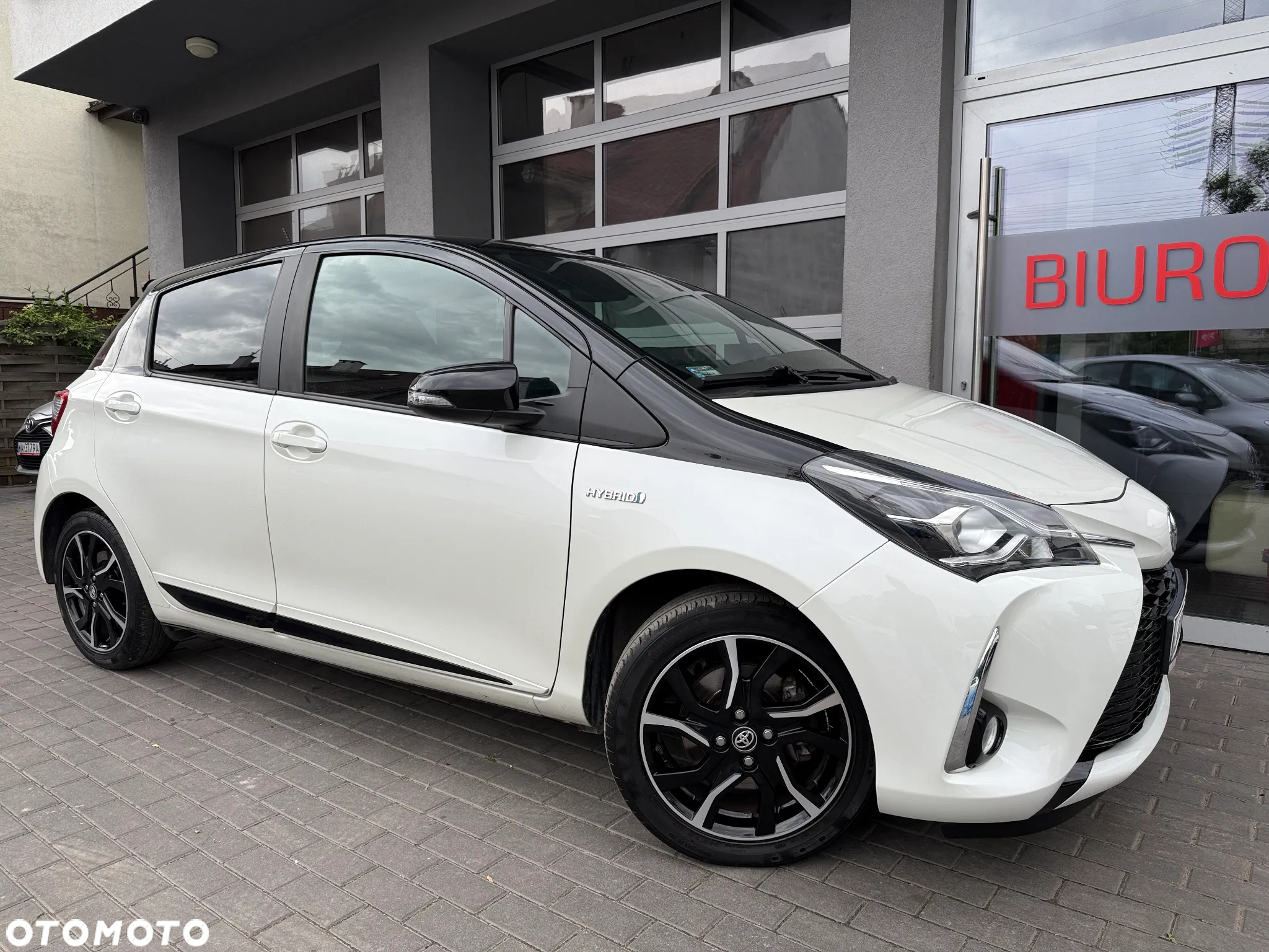Toyota Yaris Hybrid 100 Selection Passion - 20