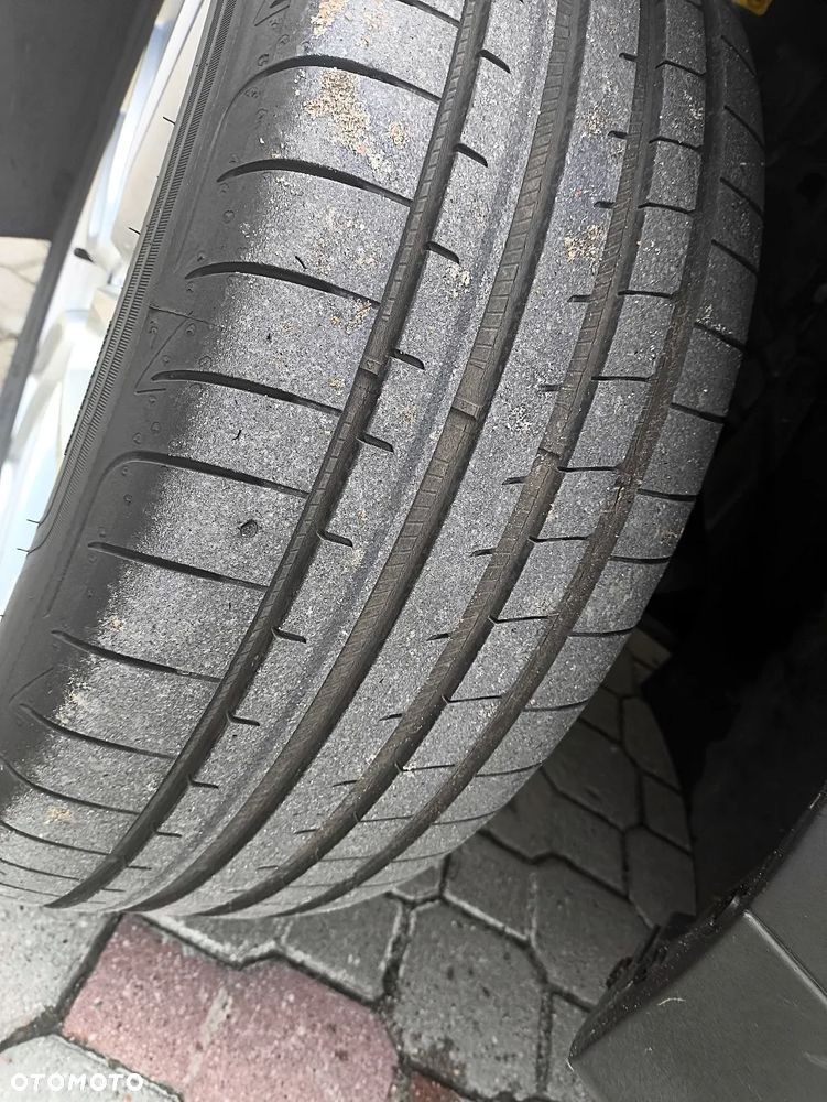 Ford Kuga 2.0 TDCi 2x4 SYNC - 12