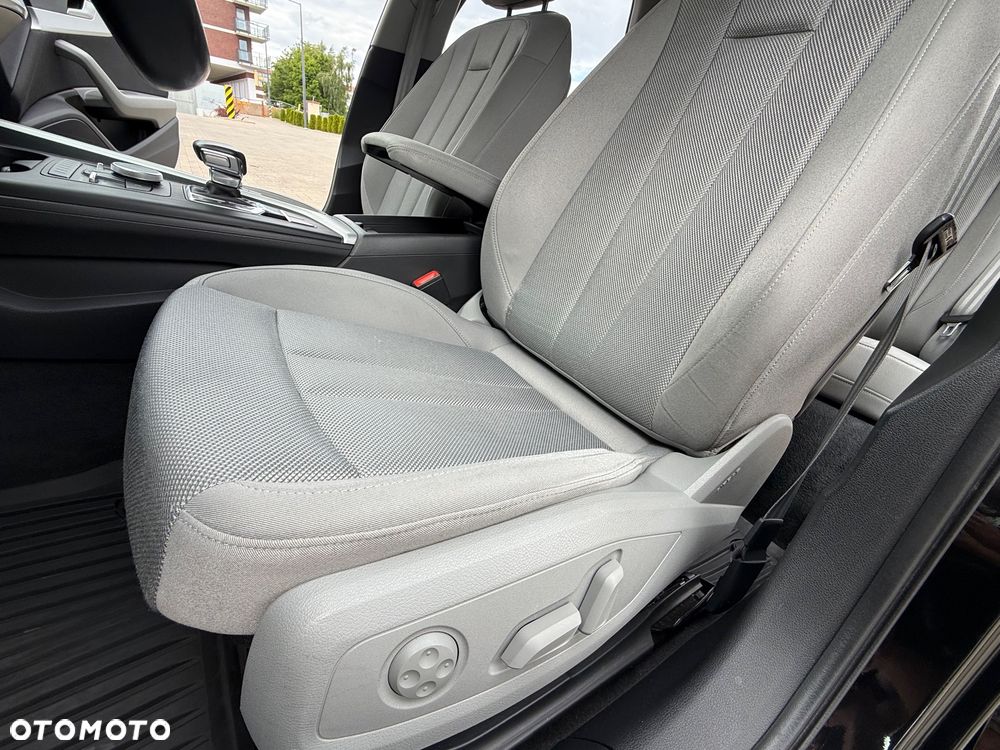 Audi A4 Avant 2.0 TDI S tronic design - 21
