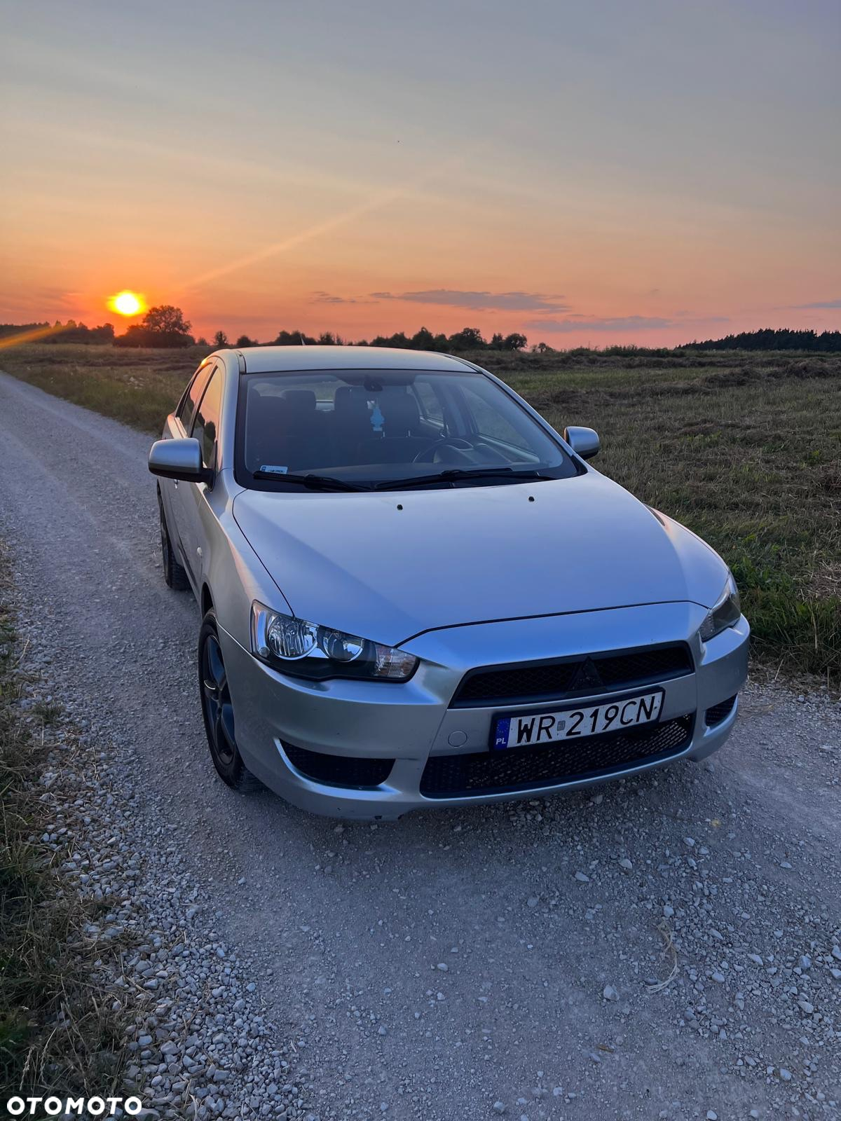 Mitsubishi Lancer - 6