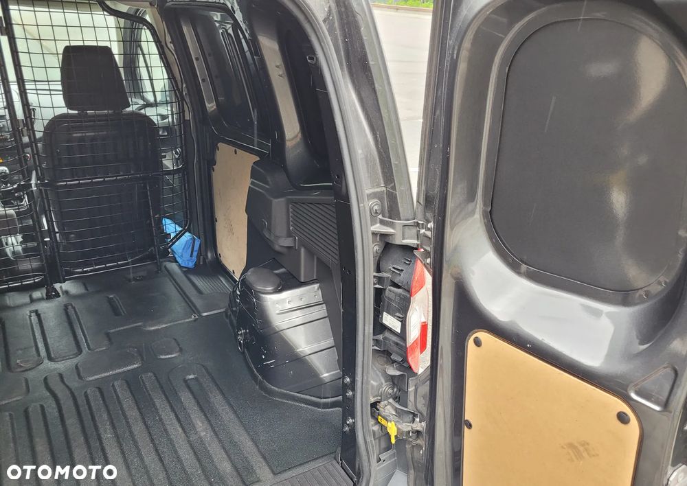 Ford TRANSIT COURIER - 20