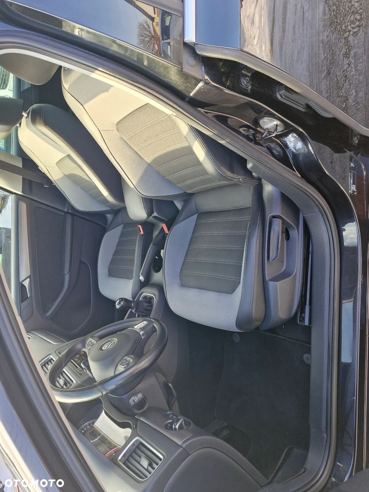 Volkswagen Jetta - 15