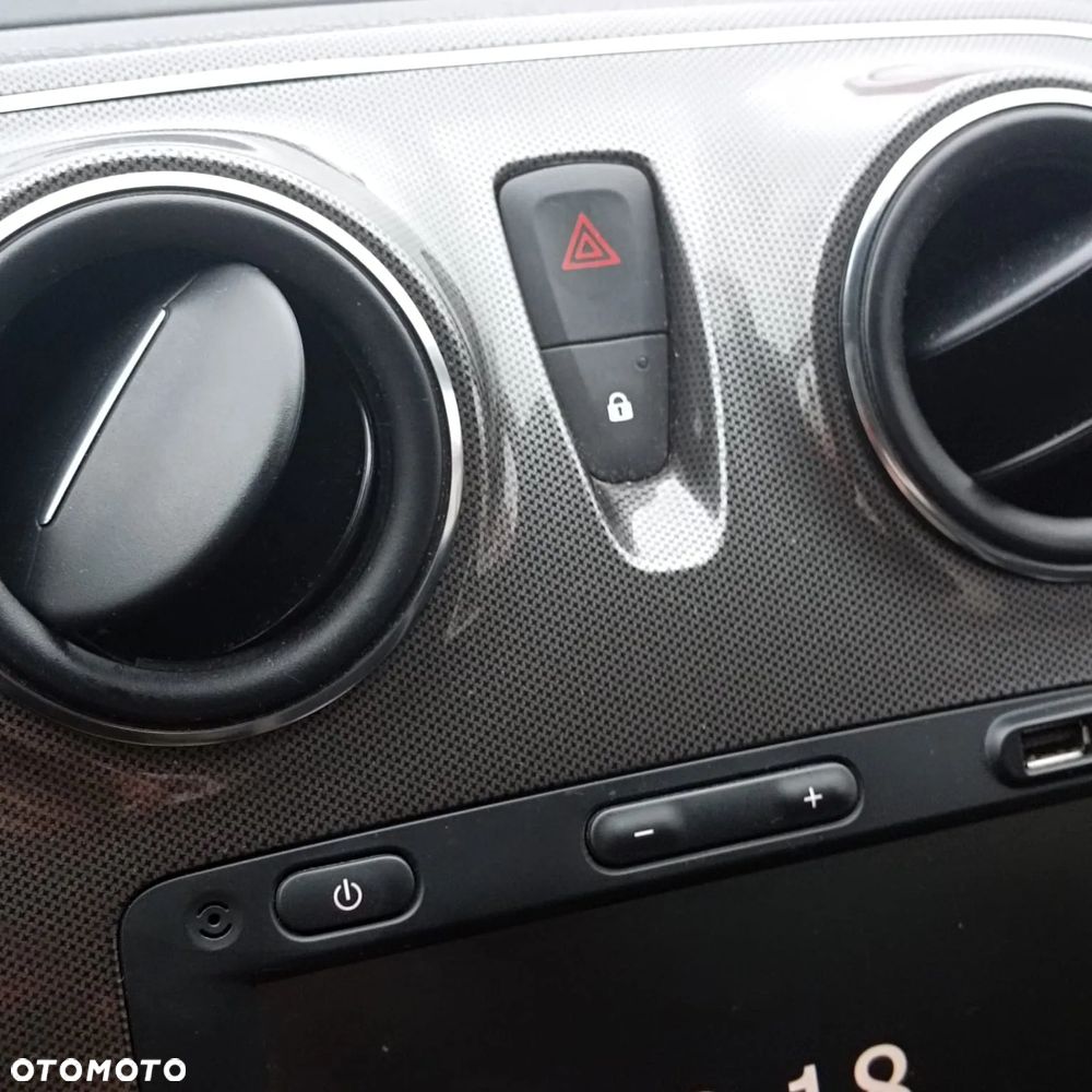 Dacia Sandero Stepway TCe 90 (S&S) Celebration - 5
