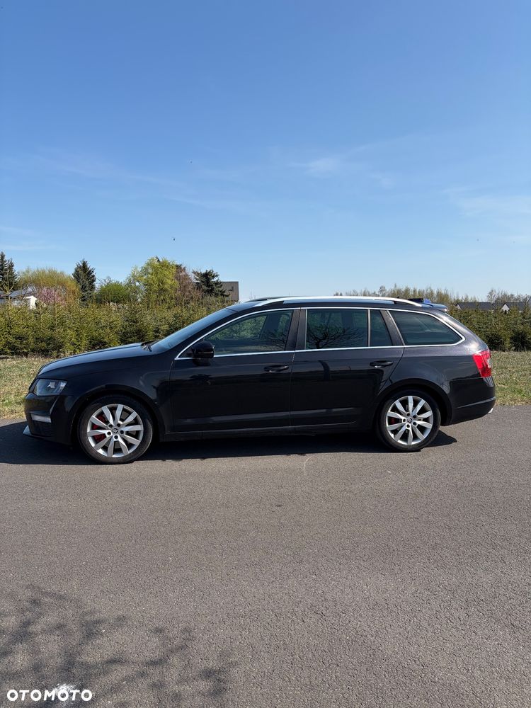 Skoda Octavia 2.0 TDI RS DSG - 3