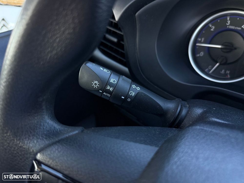 Toyota Hilux 2.4 D-4D 4WD CE CH - 27