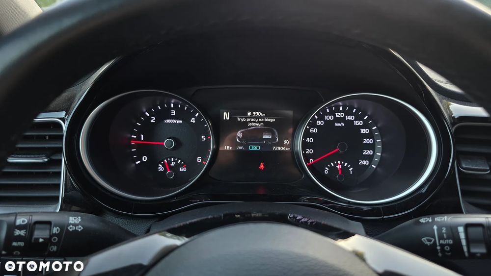Kia Ceed 1.6 CRDi mHEV M - 16