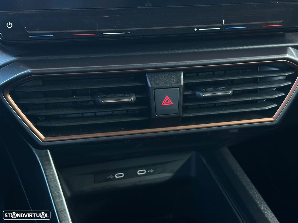 Cupra Formentor 1.4 e-Hybrid Sport DSG - 25