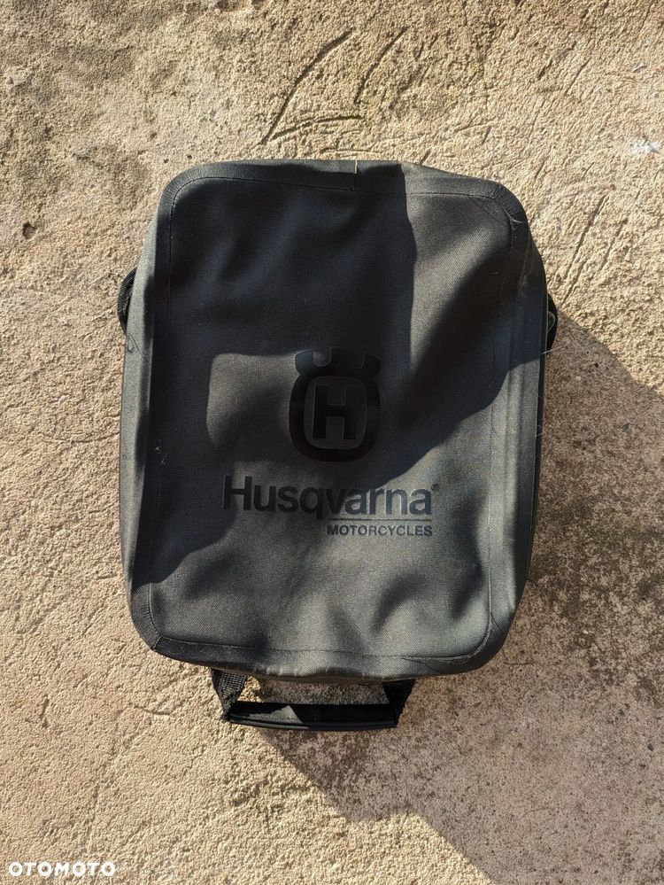 Husqvarna Svartpilen - 8