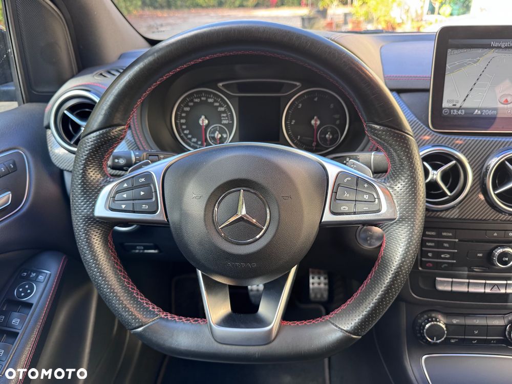 Mercedes-Benz Klasa B 220 (CDI) d 4Matic 7G-DCT AMG Line - 32