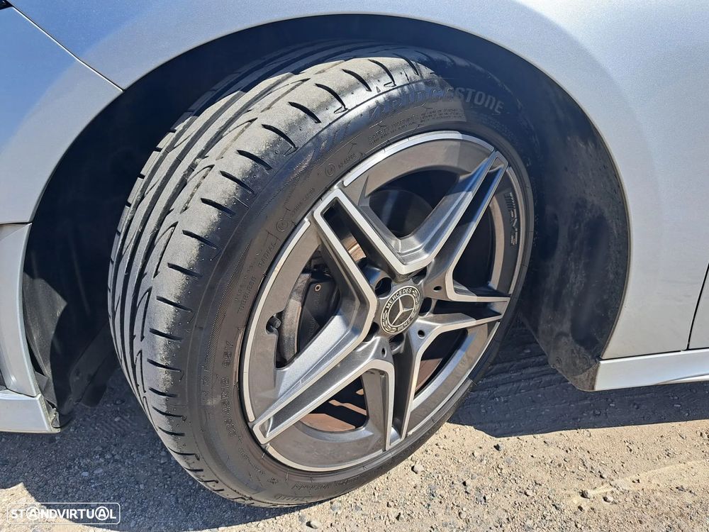 Mercedes-Benz A 200 AMG Line Aut. - 11