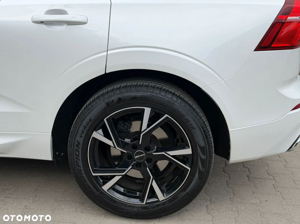 Volvo XC 60 T5 AWD Geartronic RDesign - 11