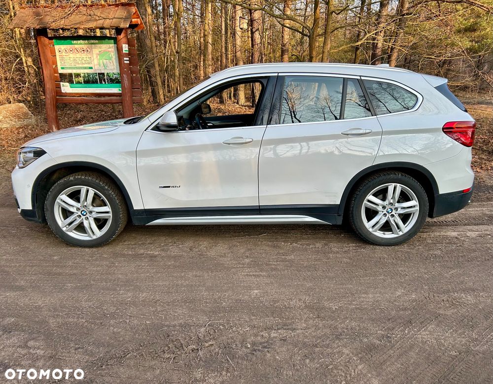BMW X1 sDrive18d Sport Line - 3