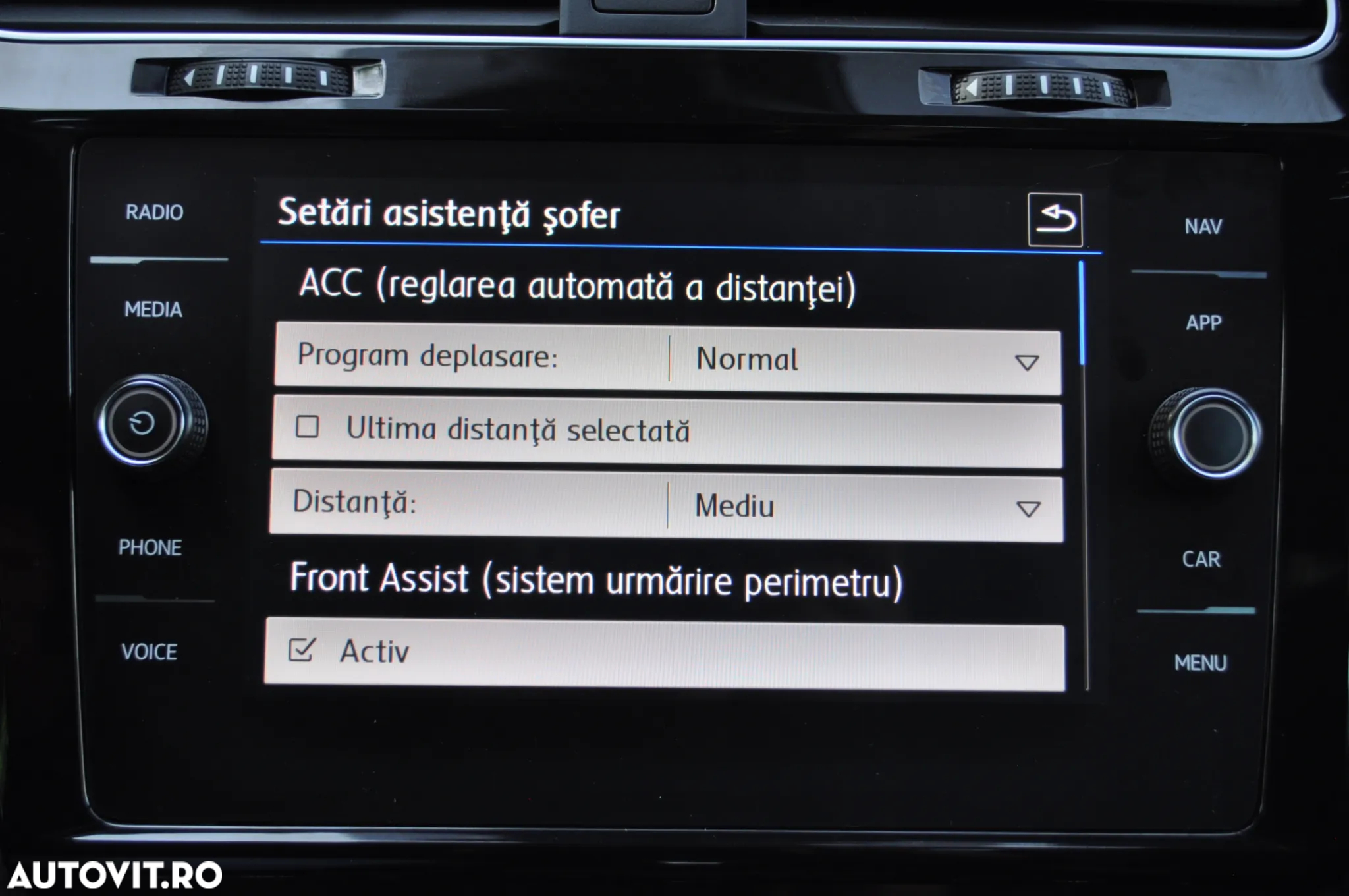 Volkswagen Golf 2.0 TDI DSG R-Line - 20
