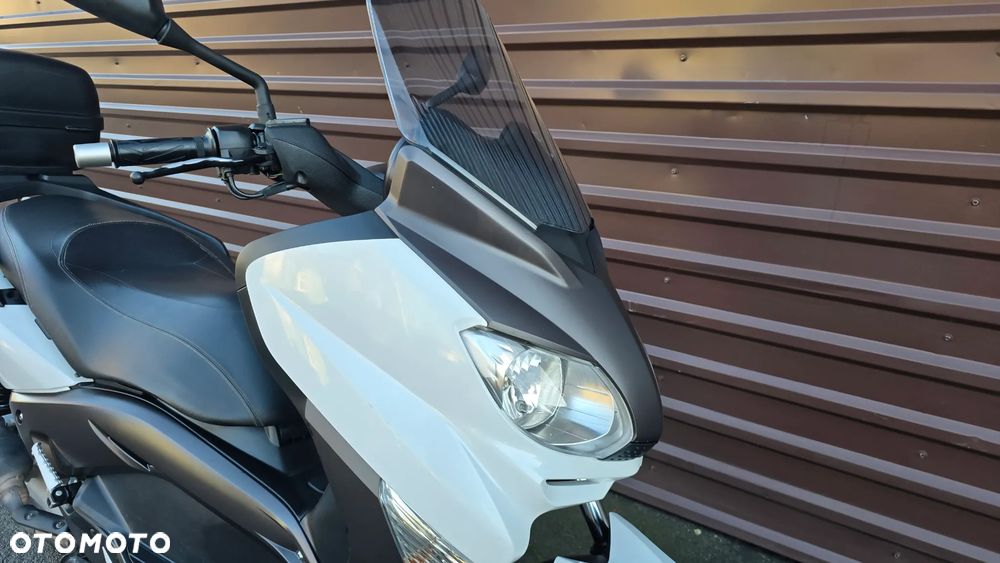 Yamaha X-max - 6
