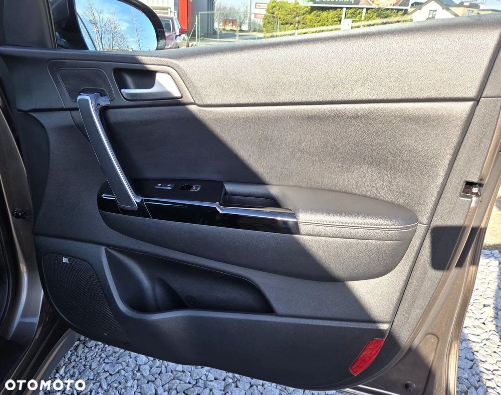 Kia Sportage 1.6 GDI 2WD SPIRIT - 40