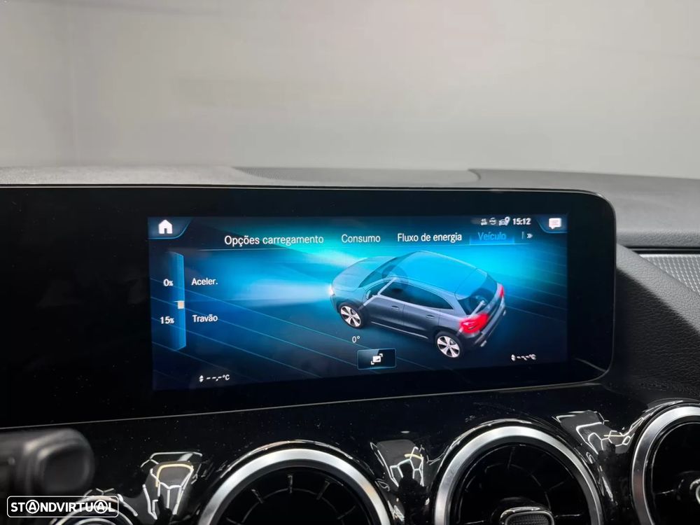 Mercedes-Benz GLA 250 e 8G-DCT - 12