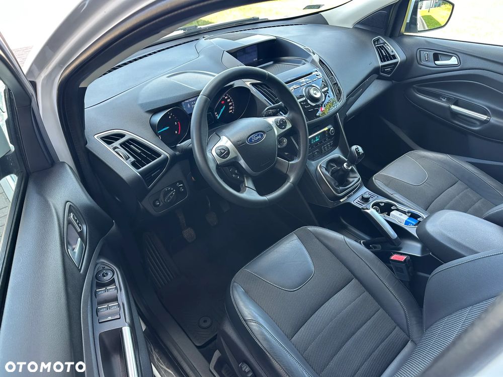 Ford Kuga 2.0 TDCi 2x4 Black & Silver - 11