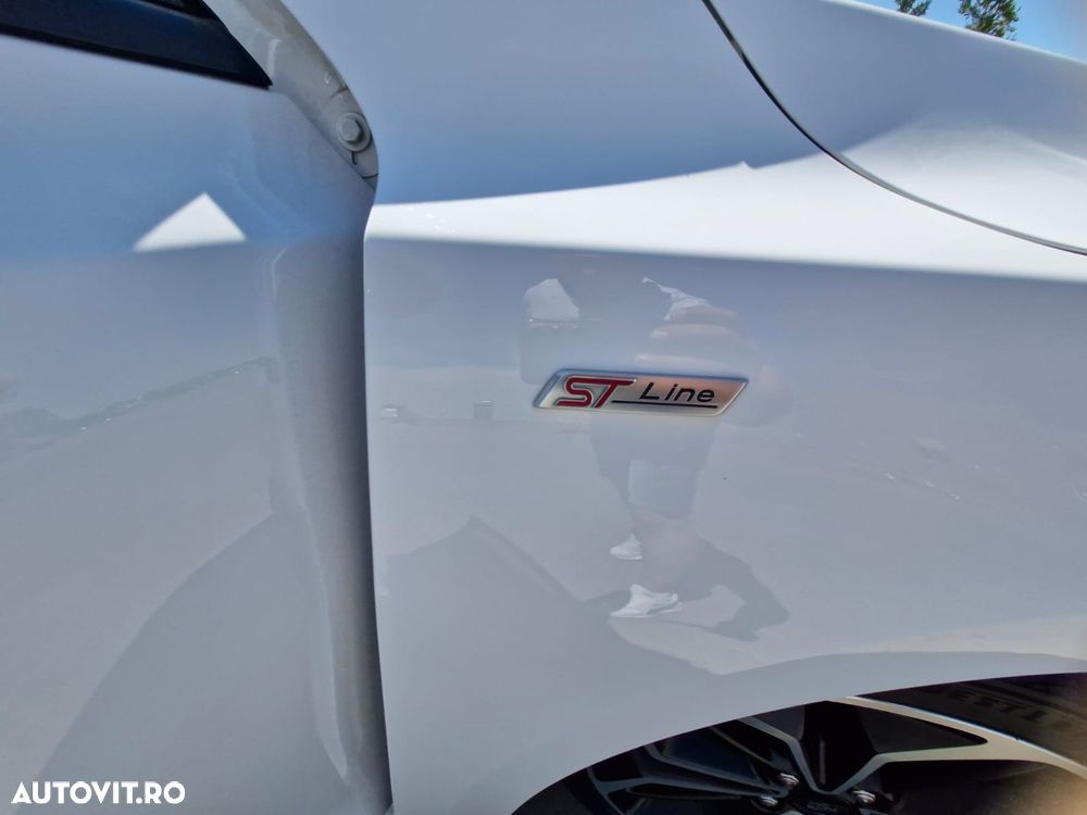 Ford Focus - 25