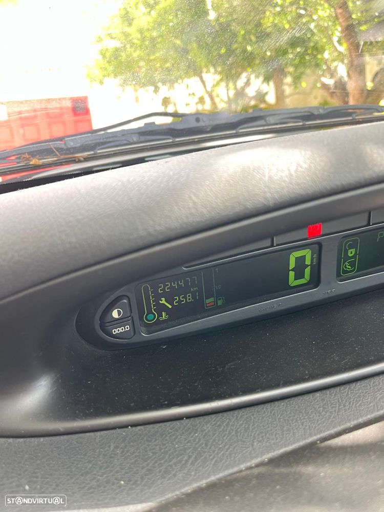Citroën Xsara Picasso 1.6 Exclusive - 11