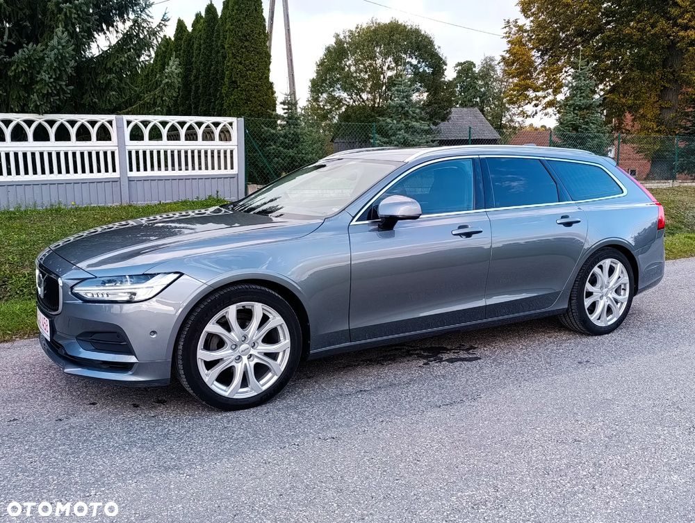 Volvo V90 D3 Momentum Pro - 22