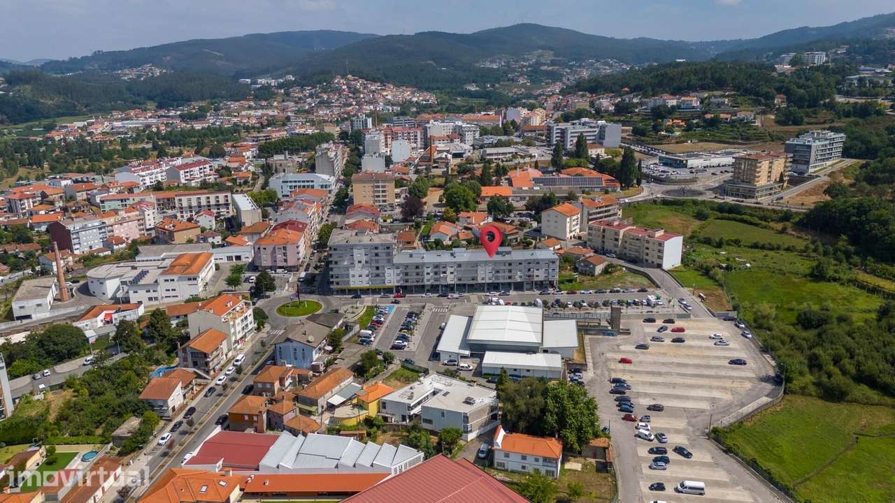 Oportunidade Única: Restaurante Pronto a Funcionar no Centro de Vale d - Grande imagem: 2/52