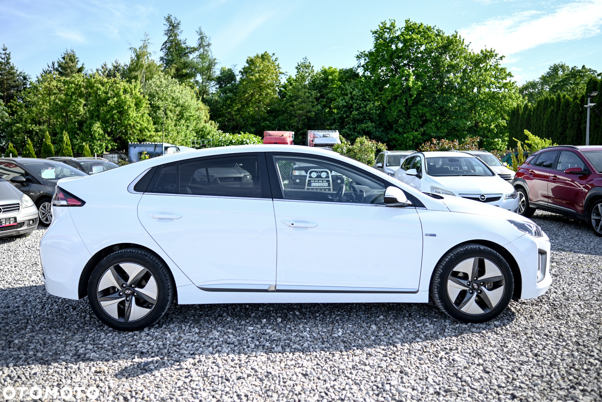 Hyundai IONIQ - 2
