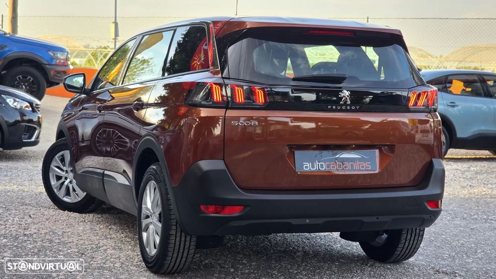 Peugeot 5008 — fotografia 7