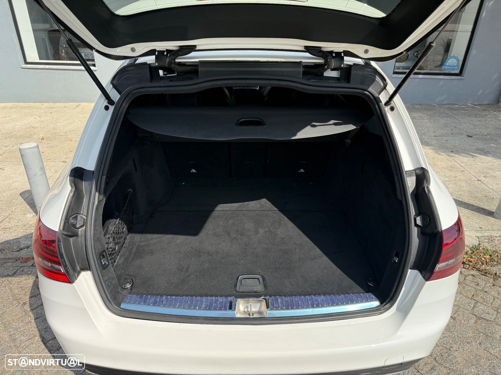 Mercedes-Benz C 200 Station 9G-TRONIC AMG Line - 26