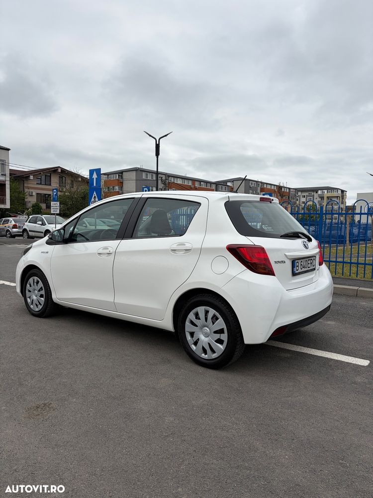 Toyota Yaris - 3