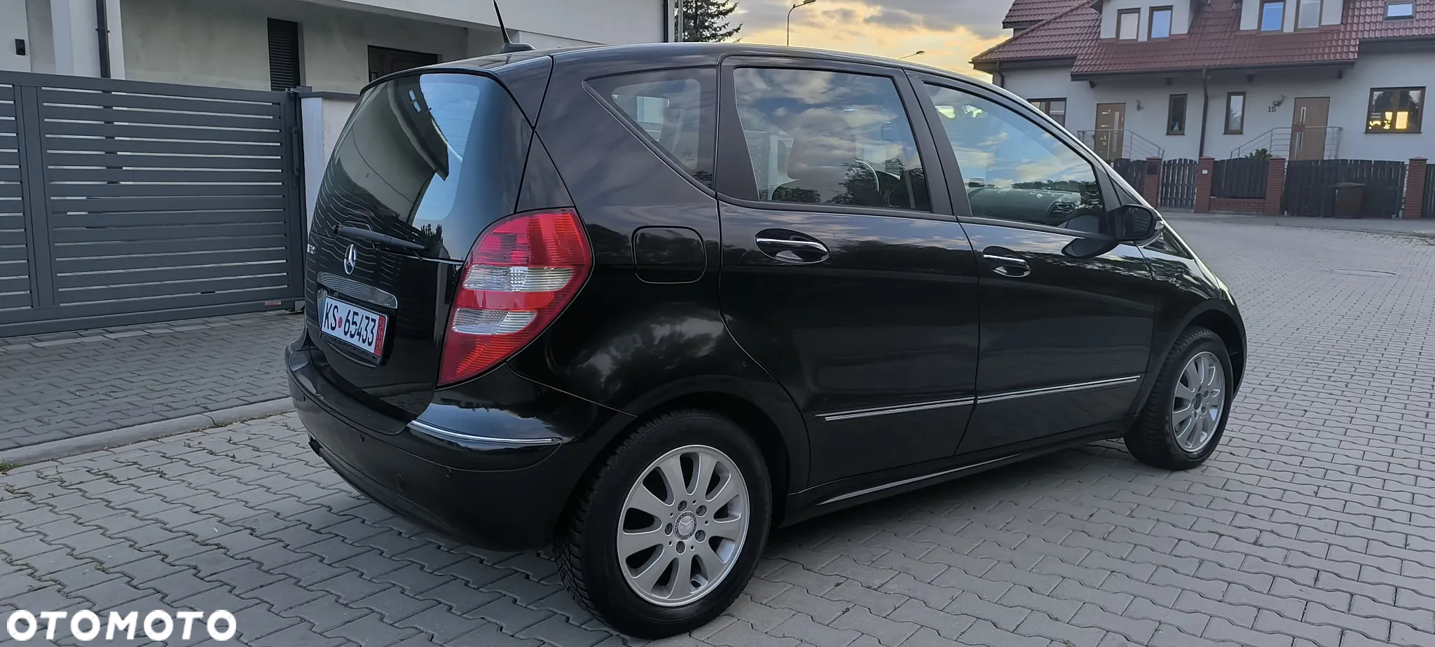 Mercedes-Benz Klasa A 170 Autotronic Elegance - 19