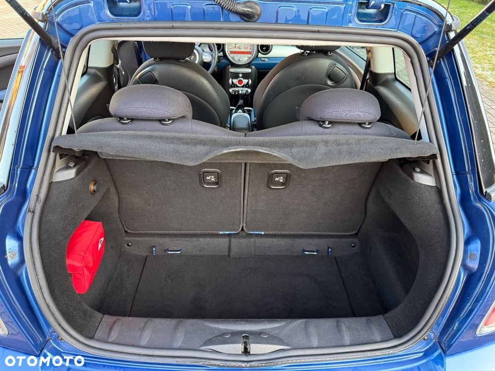 MINI Cooper 50 Mayfair - 9