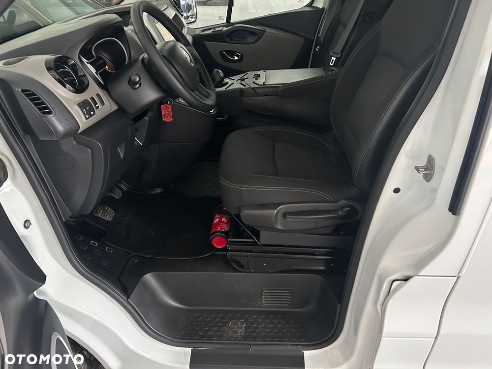 Renault Trafic - 15