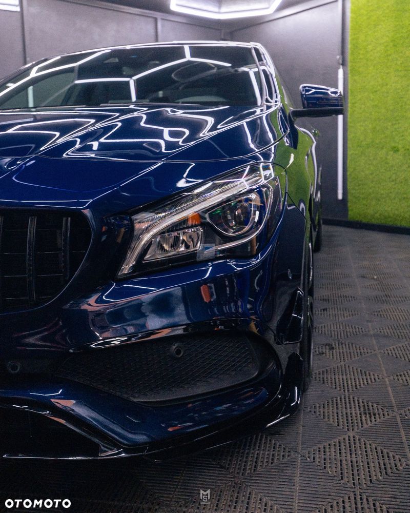 Mercedes-Benz CLA 220 4-Matic AMG Line - 2