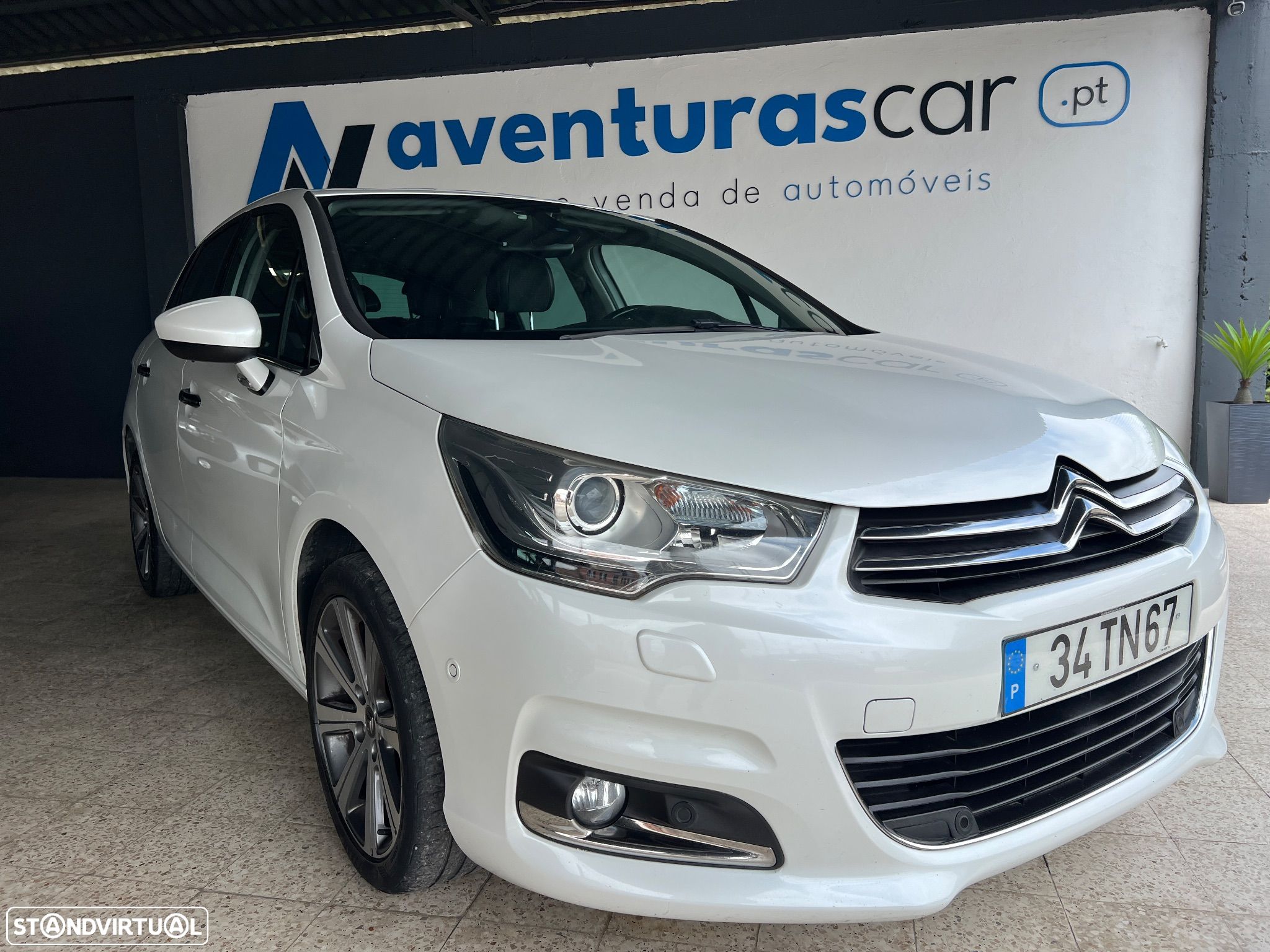 Citroën C4 1.6 BlueHDi Shine - 1