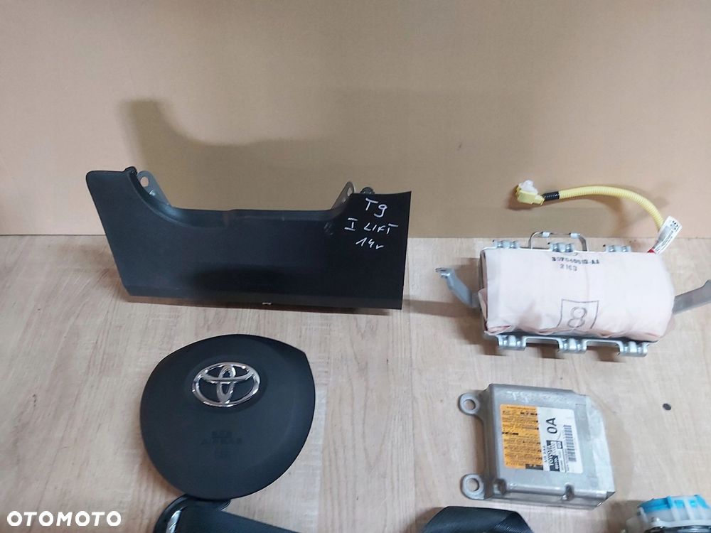 Toyota Yaris III Lift PODUSZKA AIR BAG kierowcy deska pas przód 2014r - 2