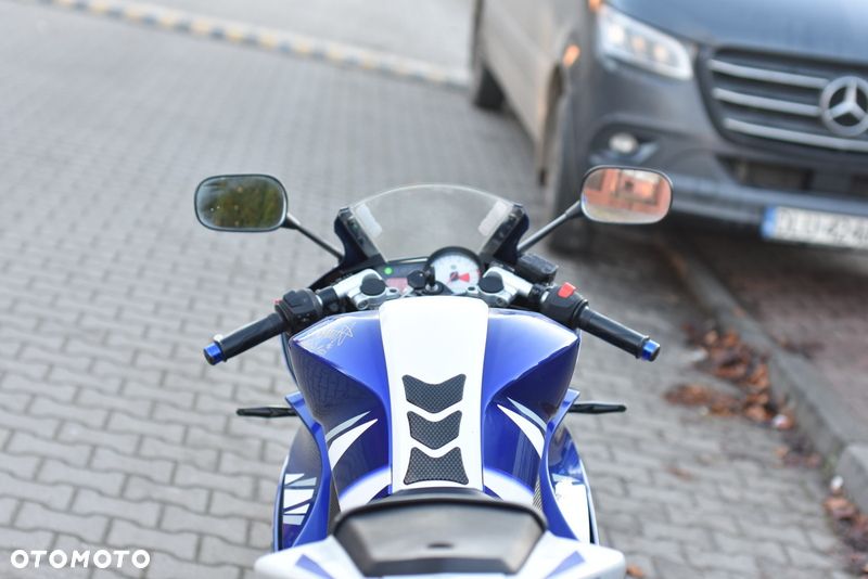 Yamaha YZF - 15