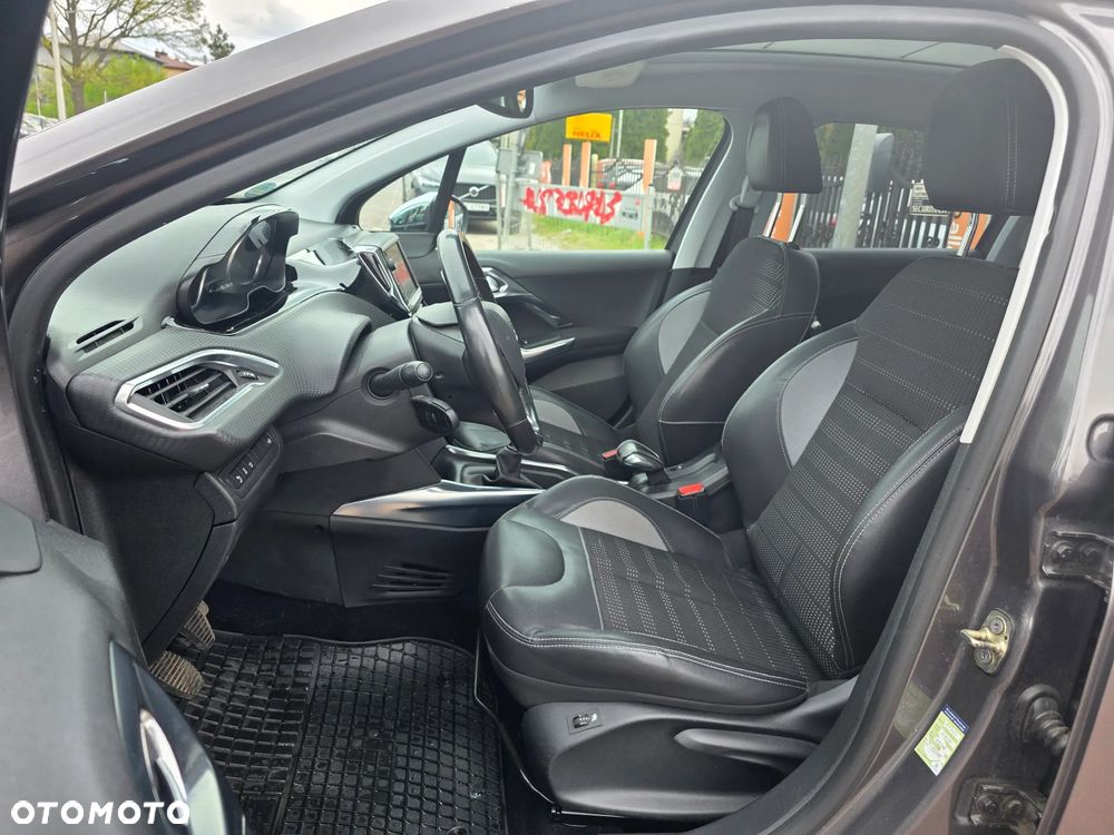Peugeot 2008 e-HDi FAP 115 STOP & START Allure - 12