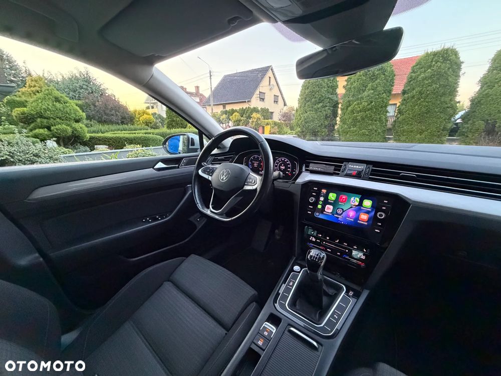 Volkswagen Passat 2.0 TDI EVO Business - 26