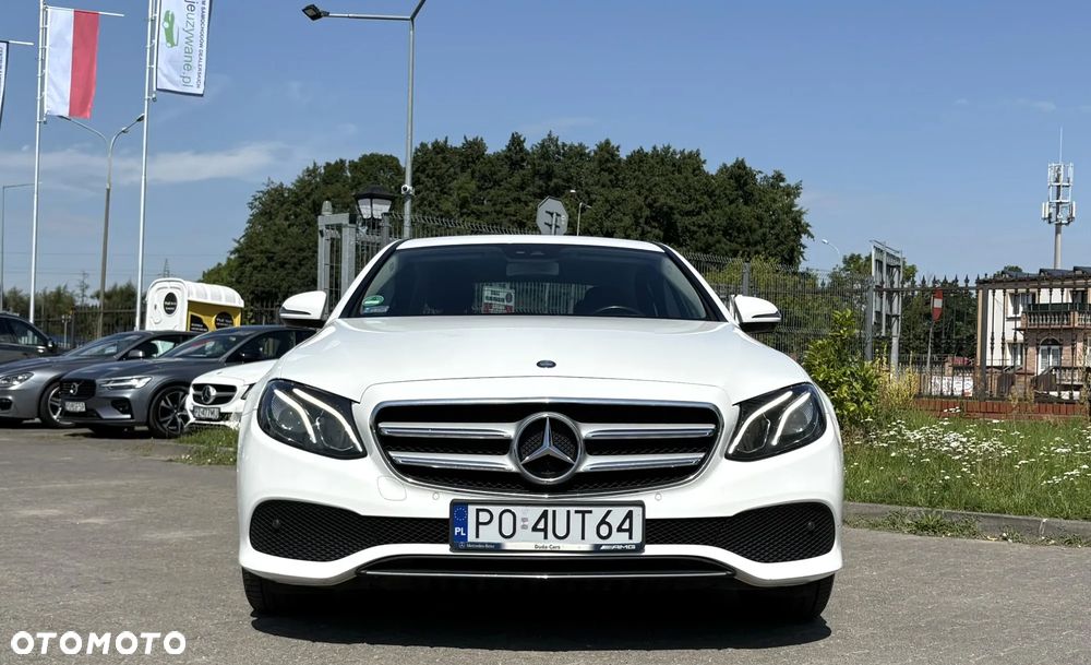 Mercedes-Benz Klasa E 220 d 9G-TRONIC - 2