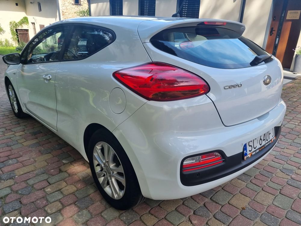 Kia Ceed 1.6 GDI Business Line - 10