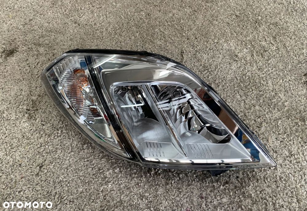 nissan nv400 reflektor lewy lampa - 1