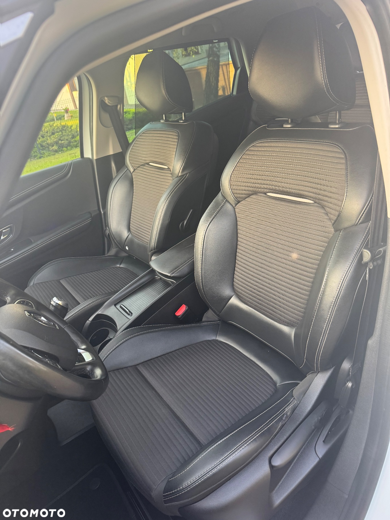 Renault Scenic ENERGY TCe 130 S&S LIMITED - 21