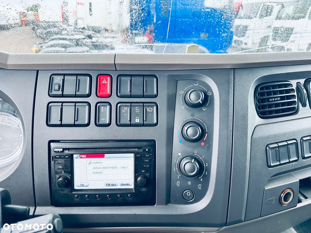 DAF LF 220 / KABINA SYPIALNA / WINDA - 16