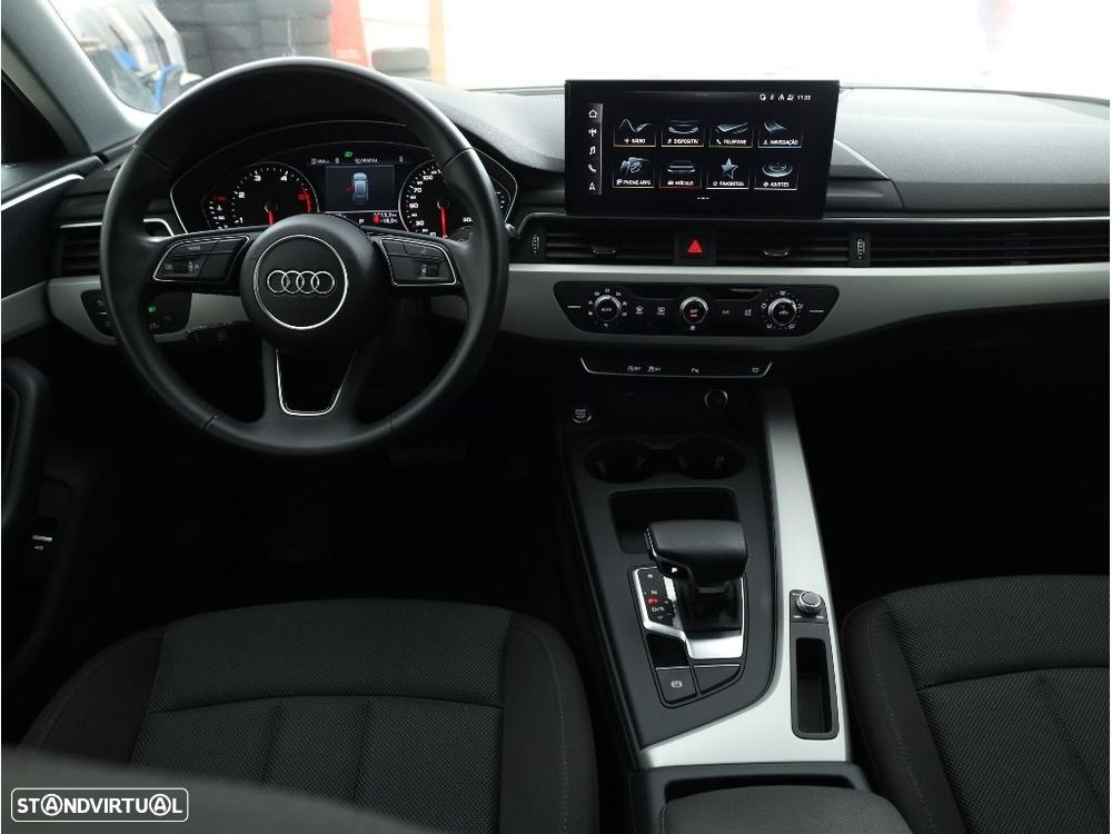 Audi A4 Avant 30 TDI Advanced S tronic - 18