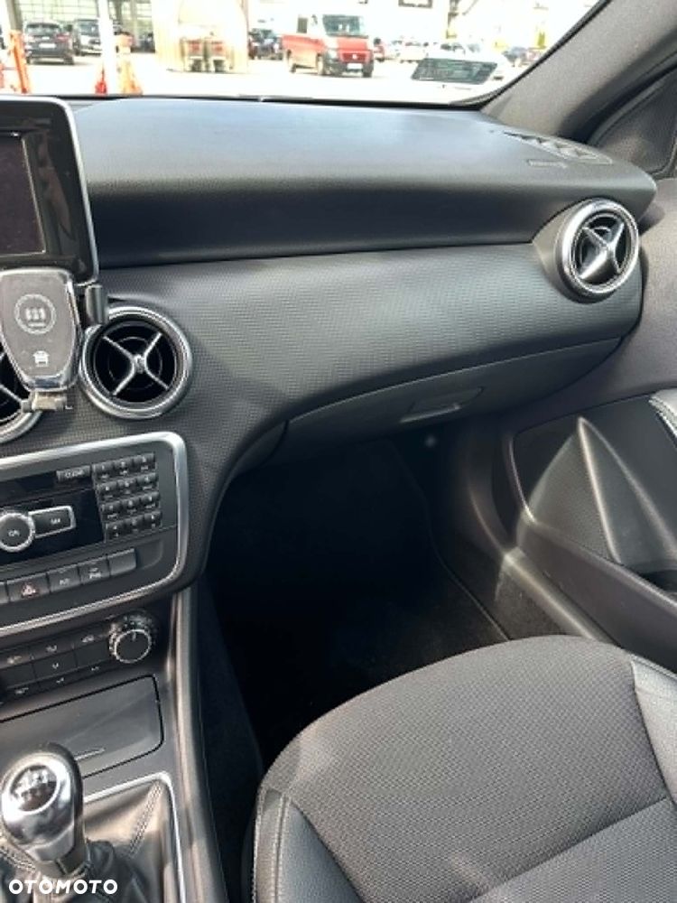Mercedes-Benz Klasa A 200 CDI - 24