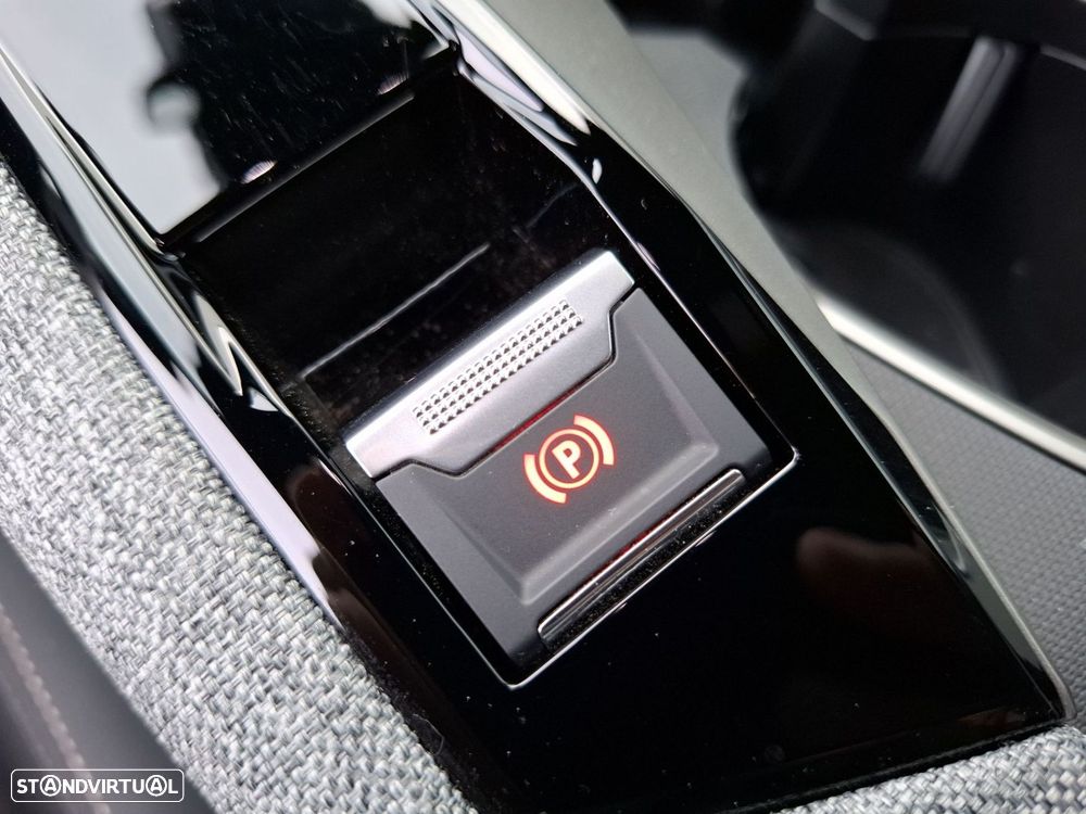 Peugeot 3008 1.2 Hybrid Allure e-DCS6 - 20